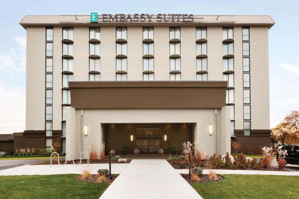 Embassy Suites by Hilton Bloomington/Minneapolis Main image 1